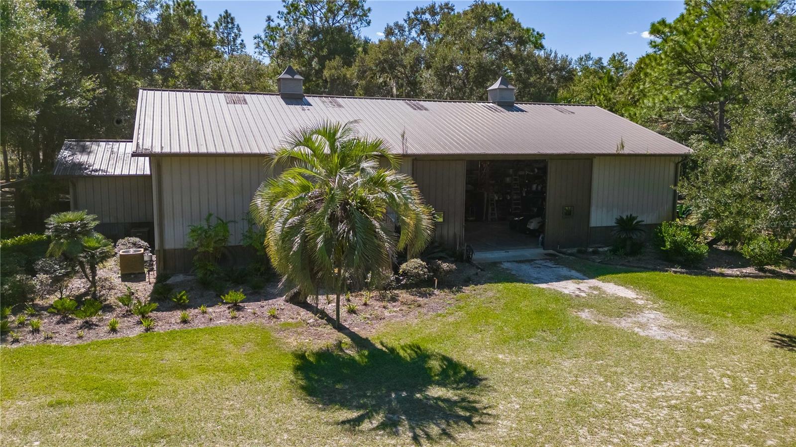 16876 Ne 30th Ct Property Photo 3