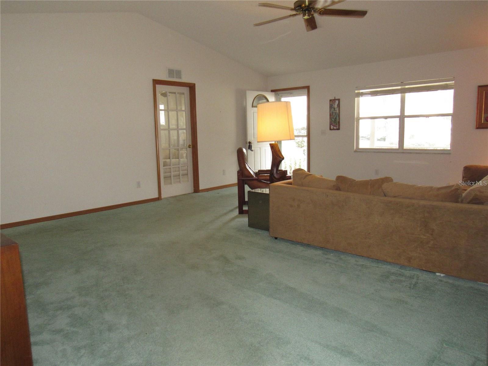 9002 Sw 96th Ln #c Property Photo 7