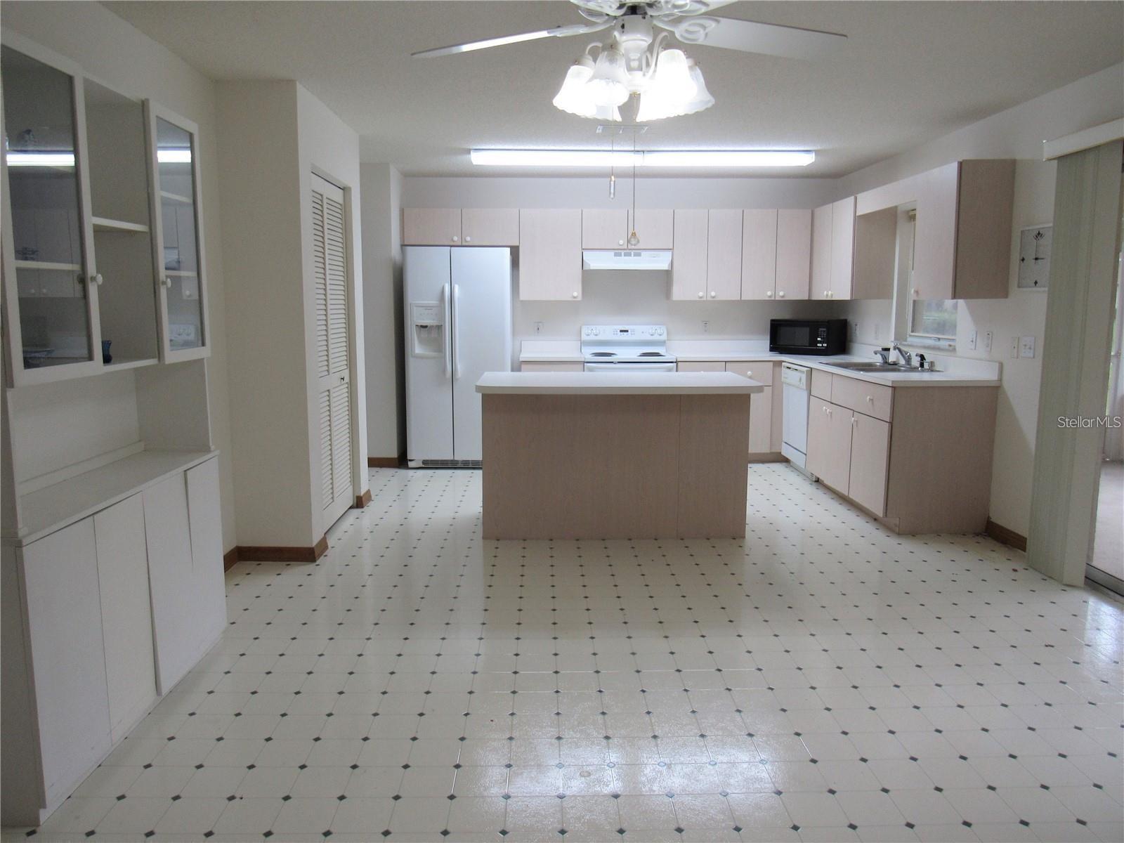 9002 Sw 96th Ln #c Property Photo 9