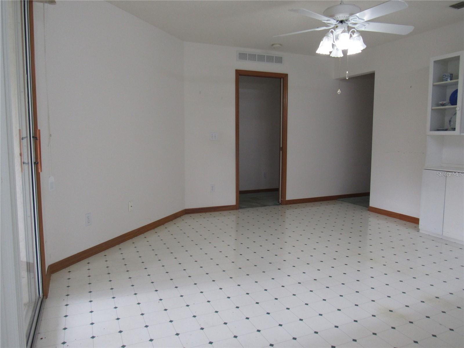9002 Sw 96th Ln #c Property Photo 13