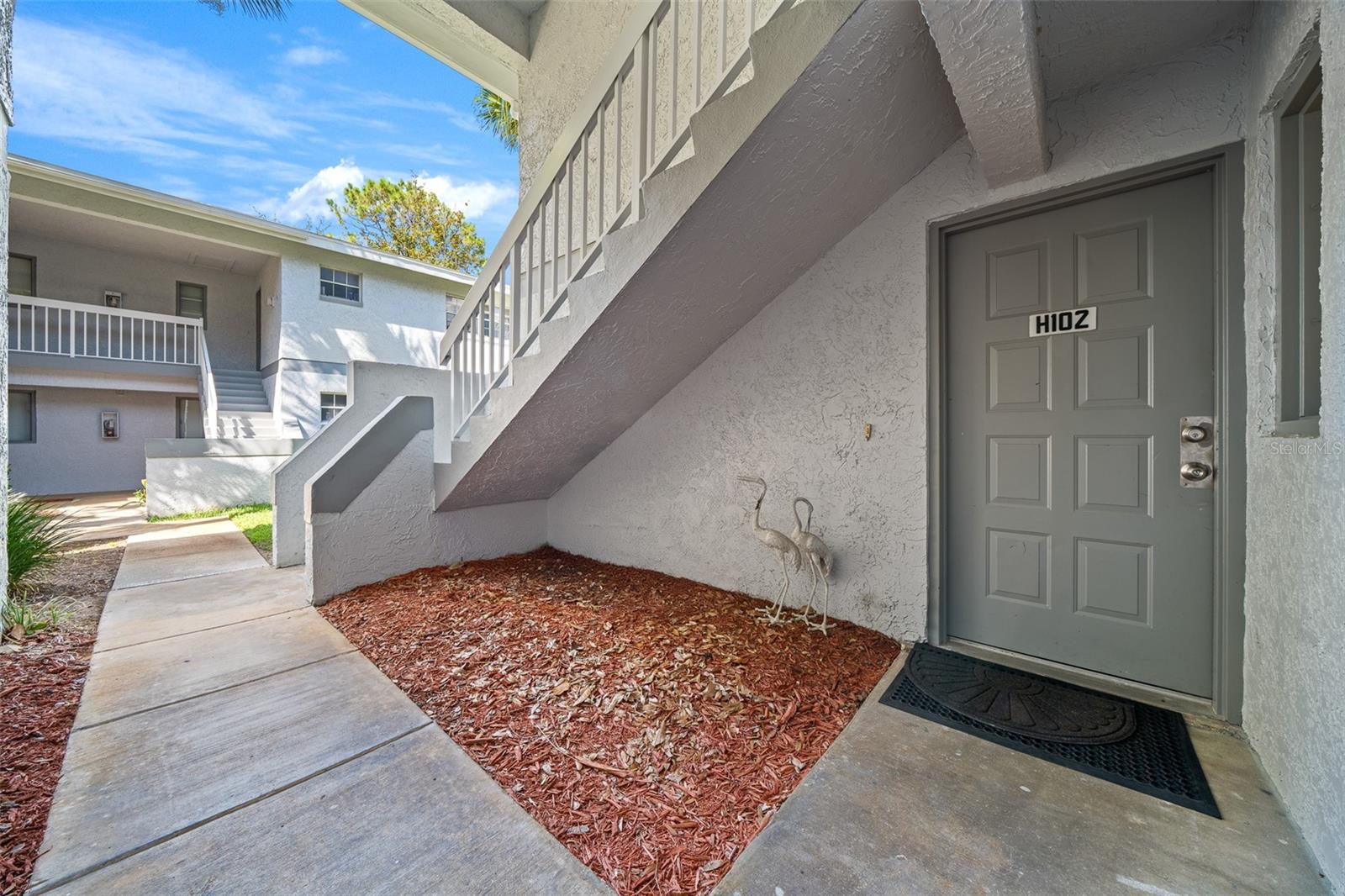 567 Midway Trak #h102 Property Photo 1