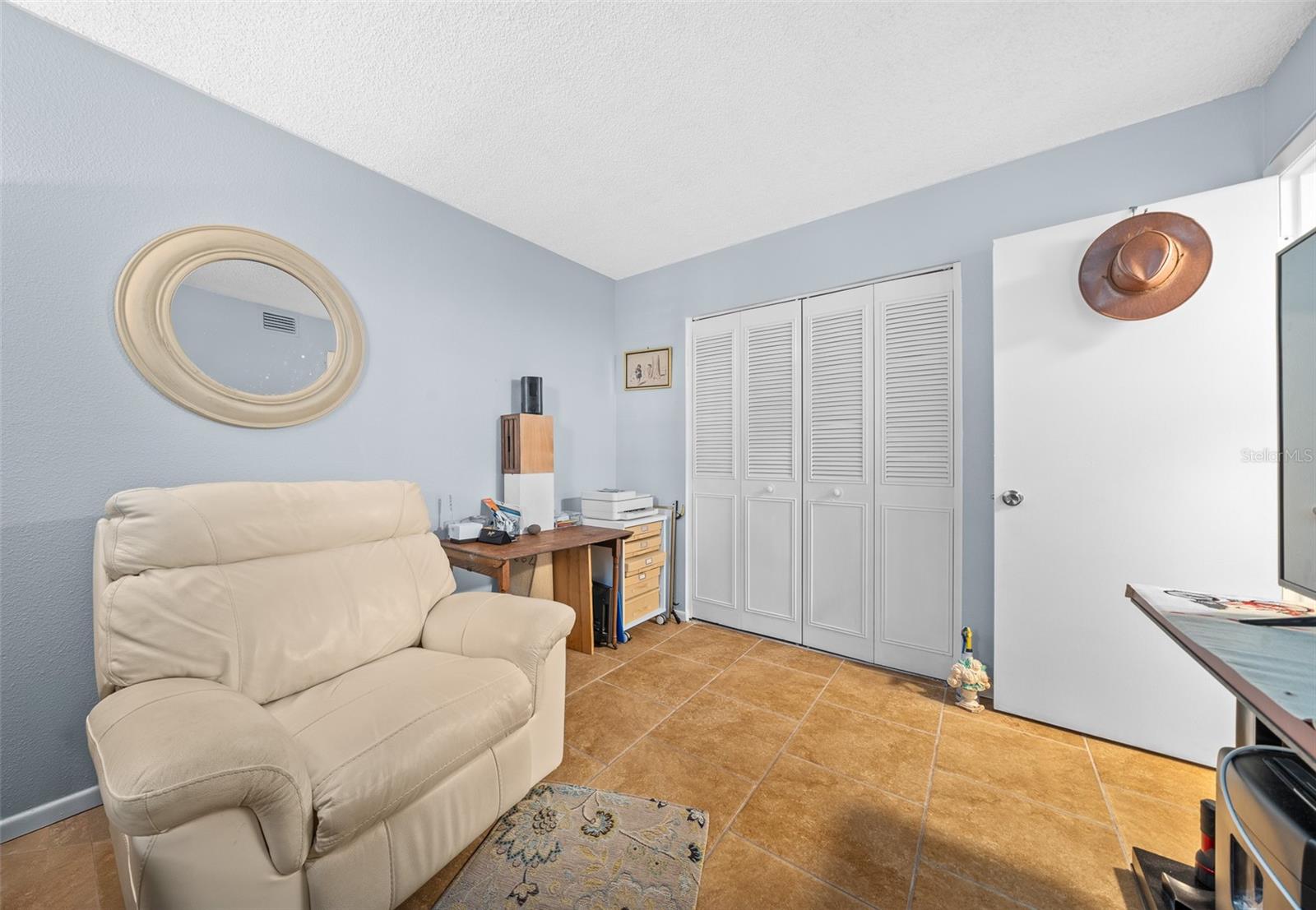 567 Midway Trak #h102 Property Photo 23