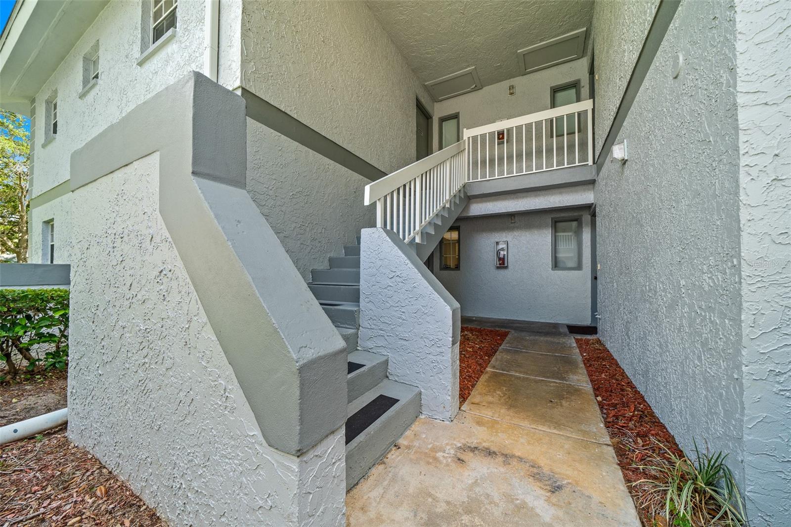 567 Midway Trak #h102 Property Photo 30