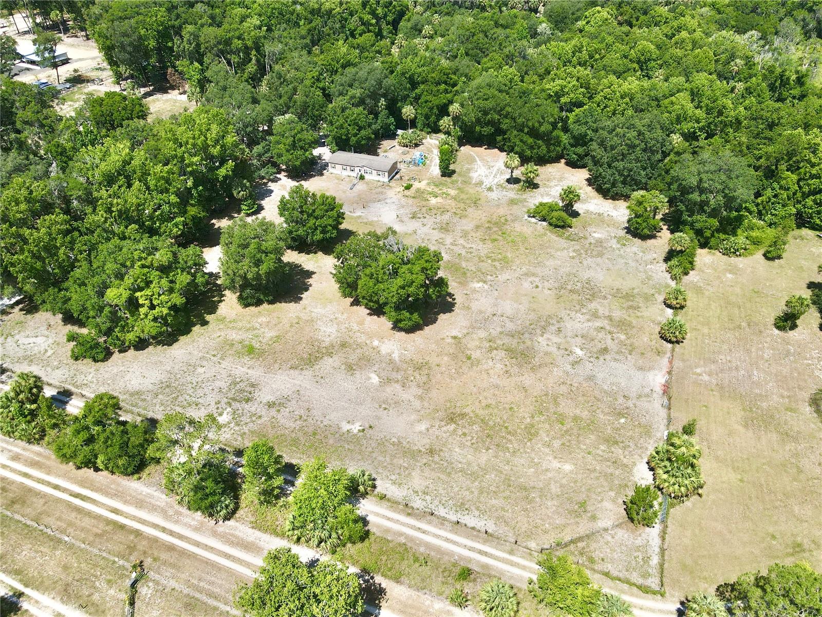 1689 Ne 189th Ln Property Photo 37