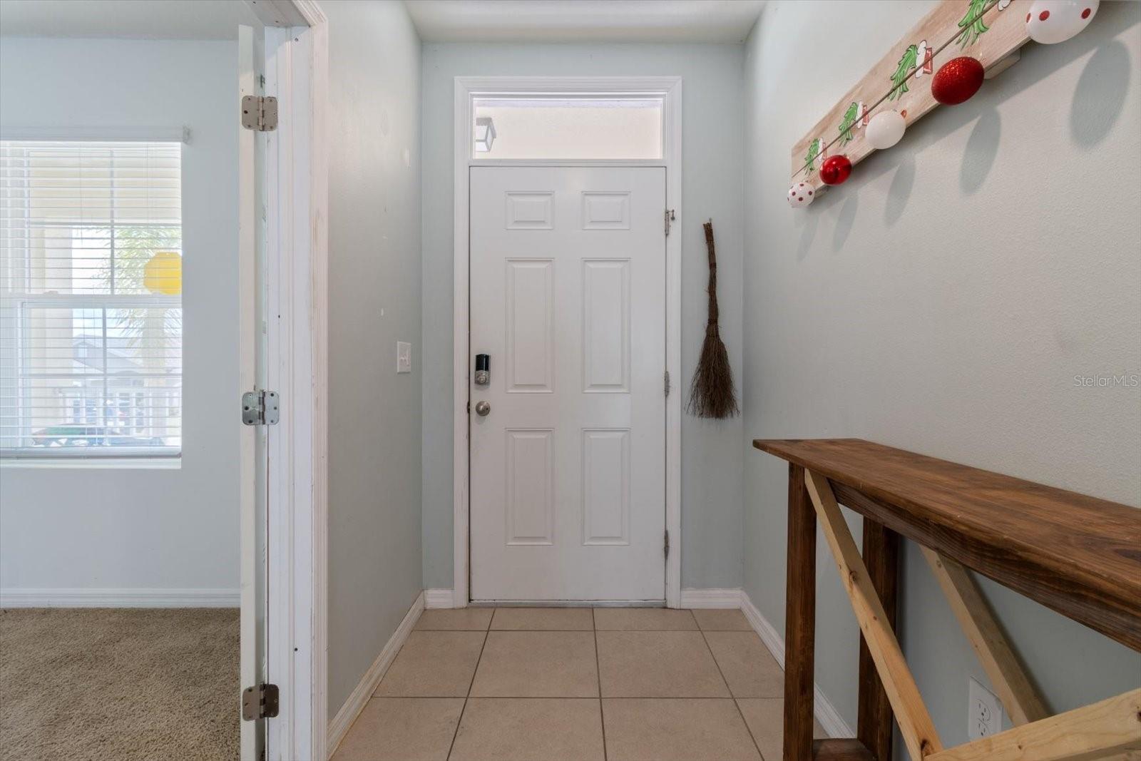 483 W Runyon Loop Property Photo 8