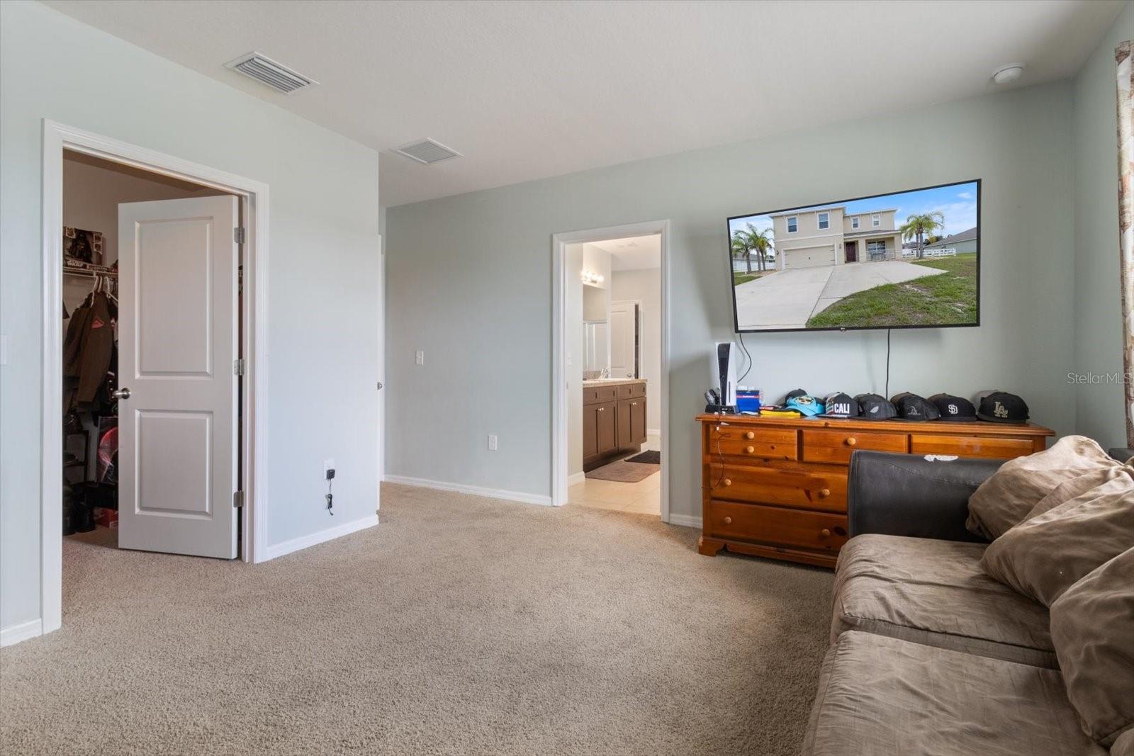 483 W Runyon Loop Property Photo 30
