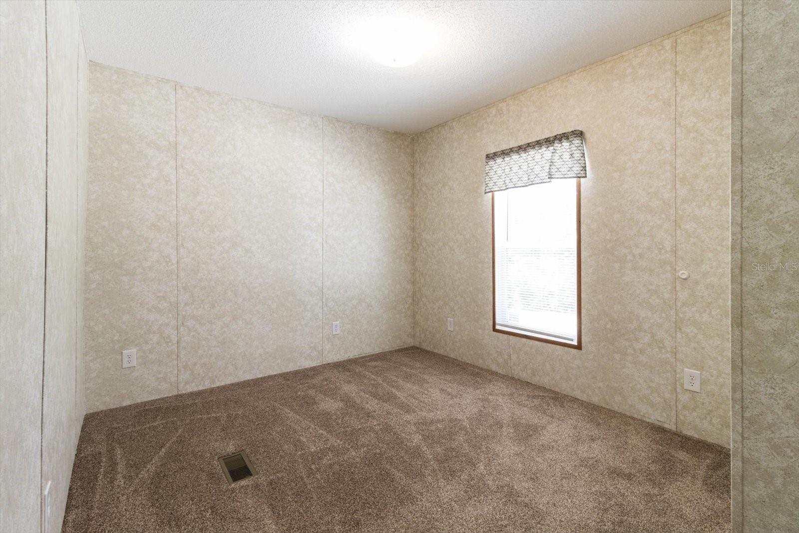 8572 N Lindhurst Cir Property Photo 22