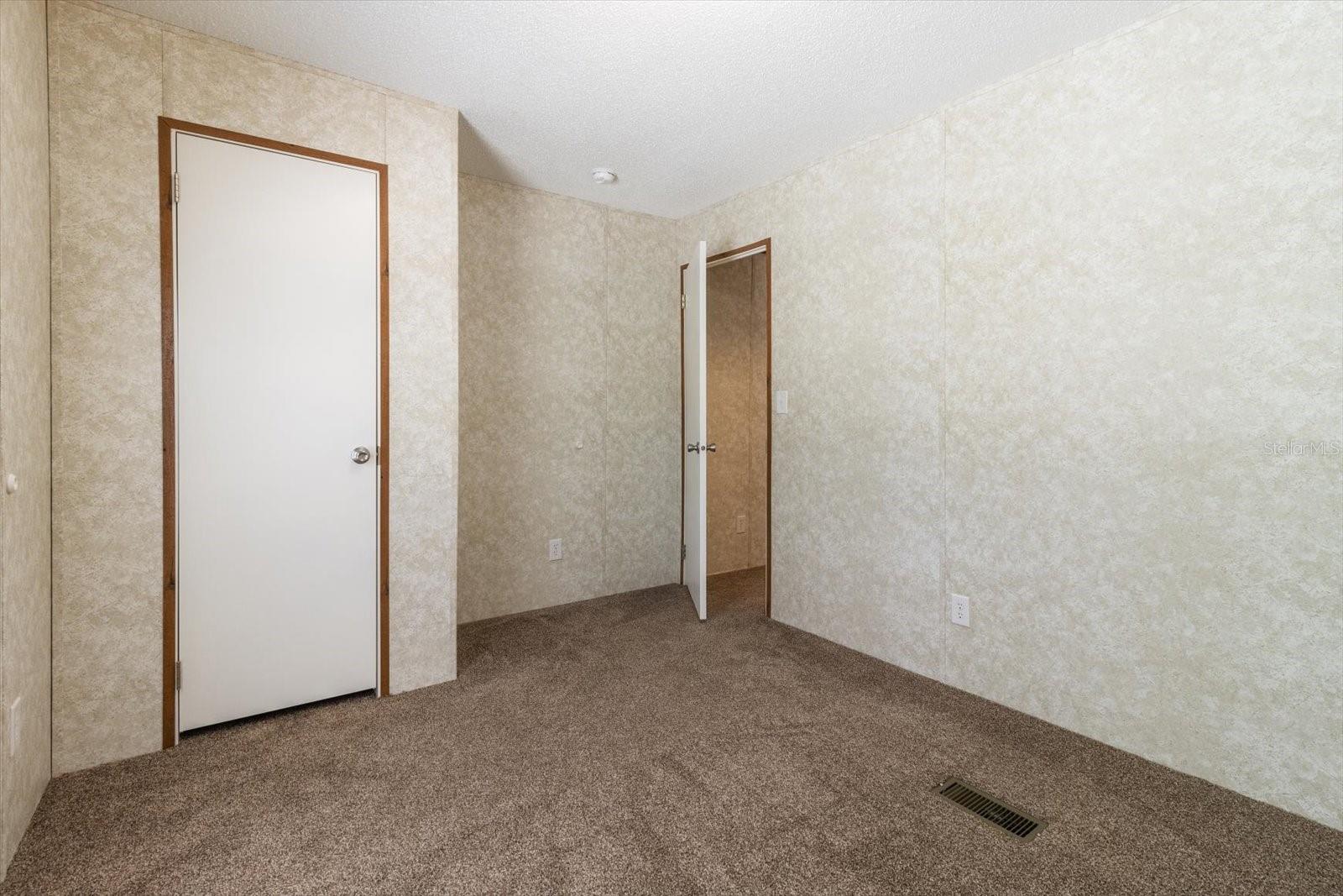8572 N Lindhurst Cir Property Photo 23
