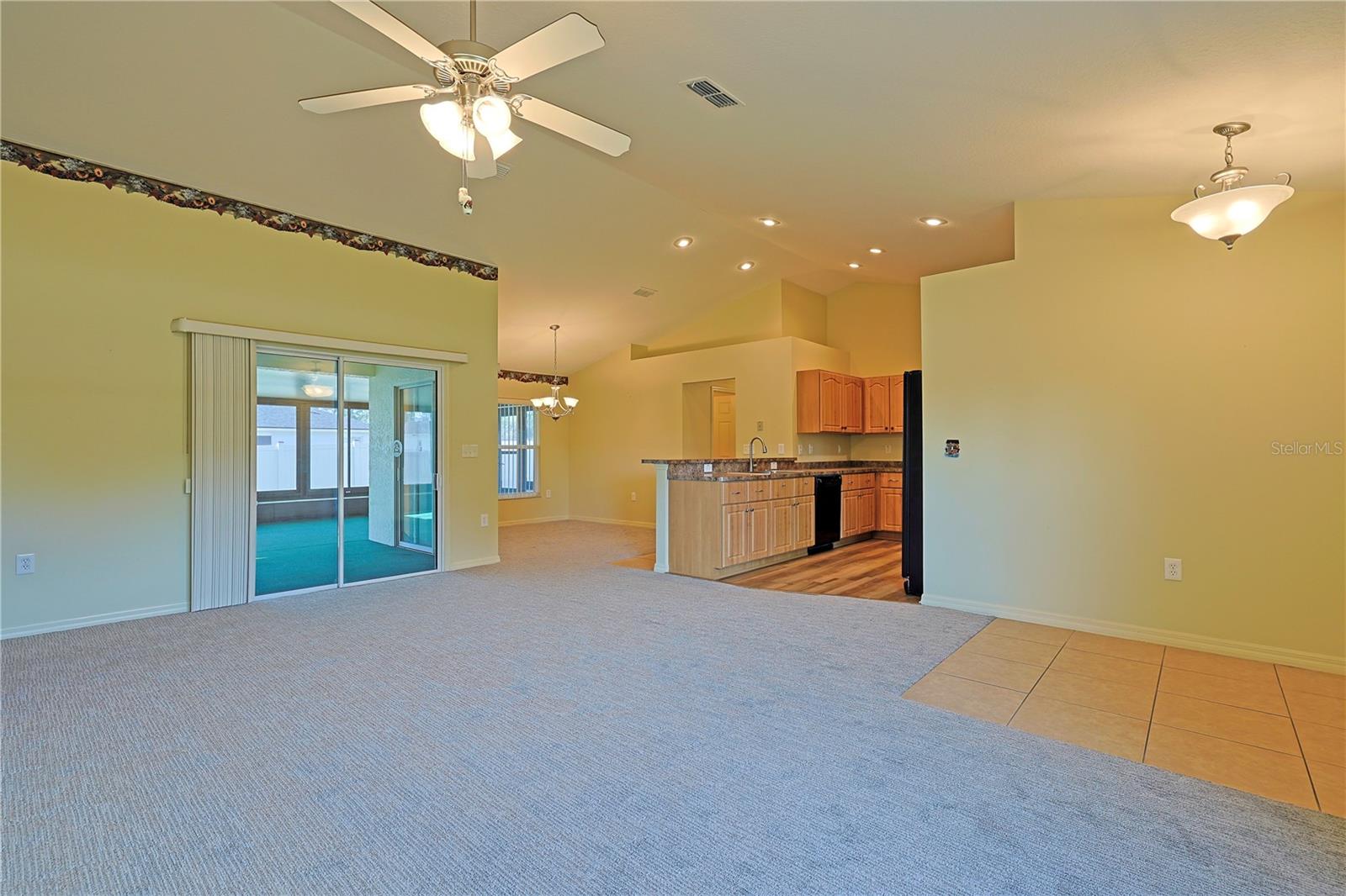 352 Marion Oaks Ln Property Photo 5