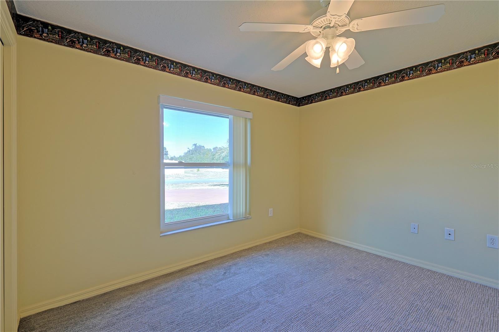 352 Marion Oaks Ln Property Photo 12