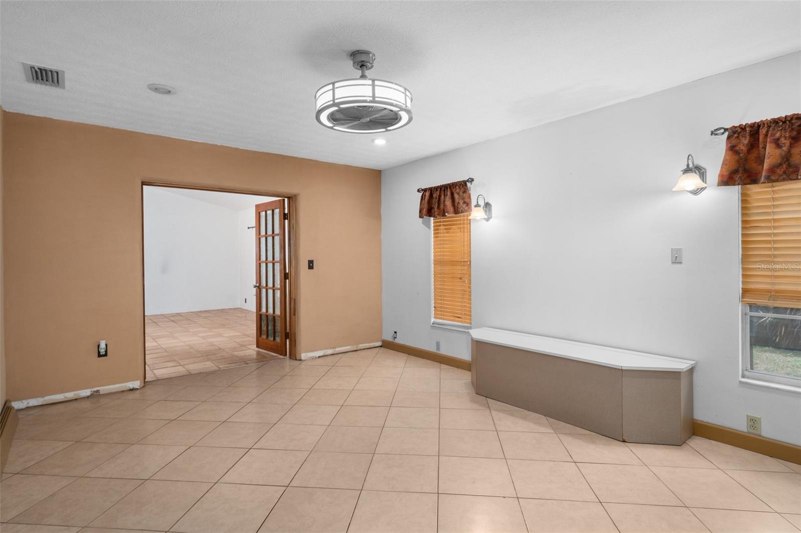 25 N Country Club Dr Property Photo 32