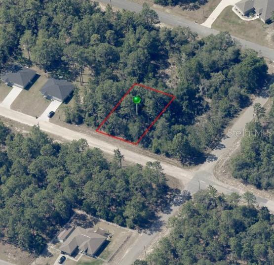 8884 N Vienna Dr Property Photo 2