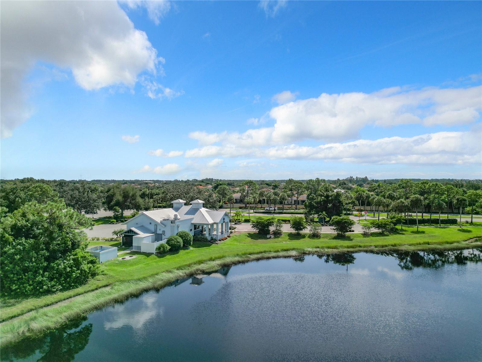 11970 Fairway Lakes Dr Property Photo 5