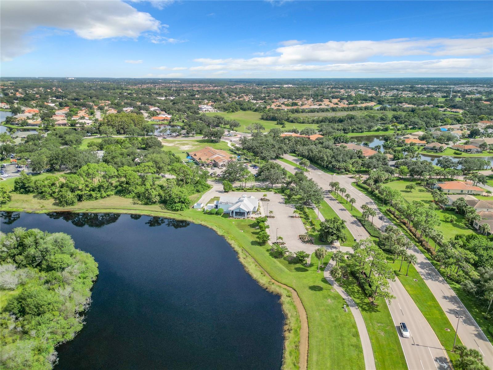 11970 Fairway Lakes Dr Property Photo 8