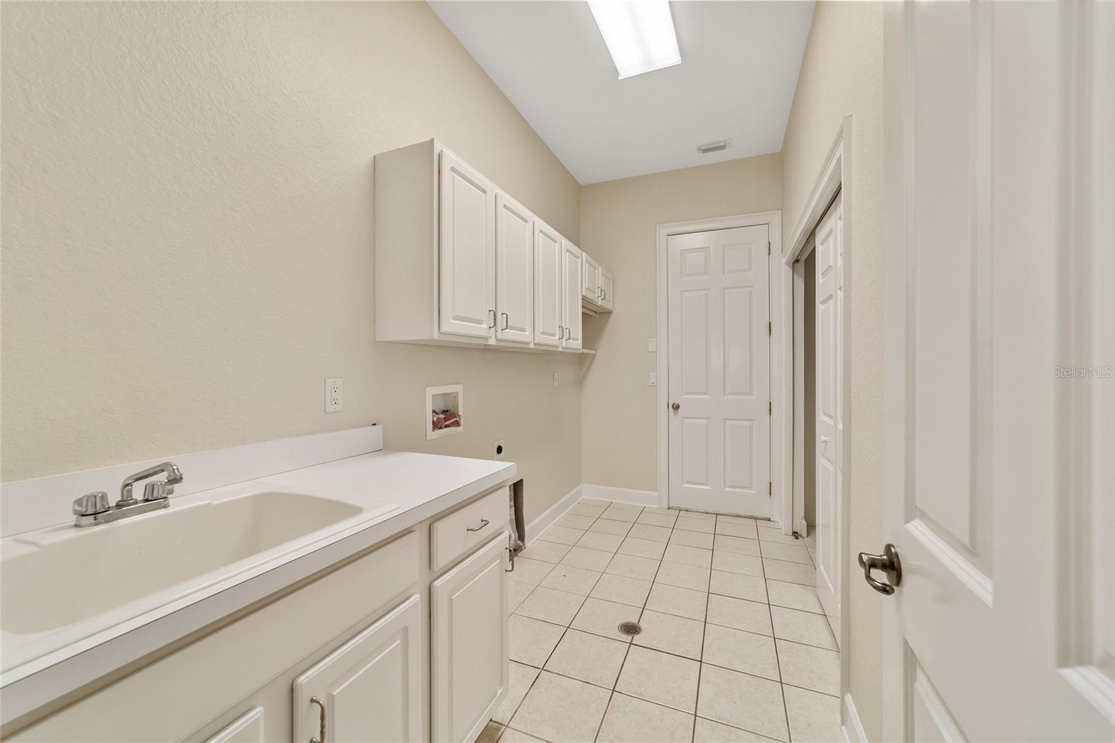 8280 Se 15th Ct Property Photo 33