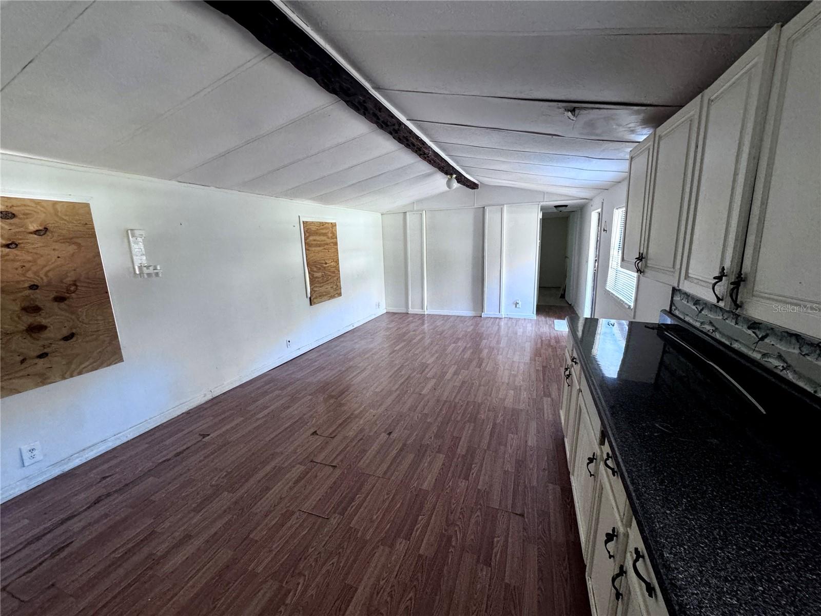 13330 Sw 9th Ln Property Photo 3