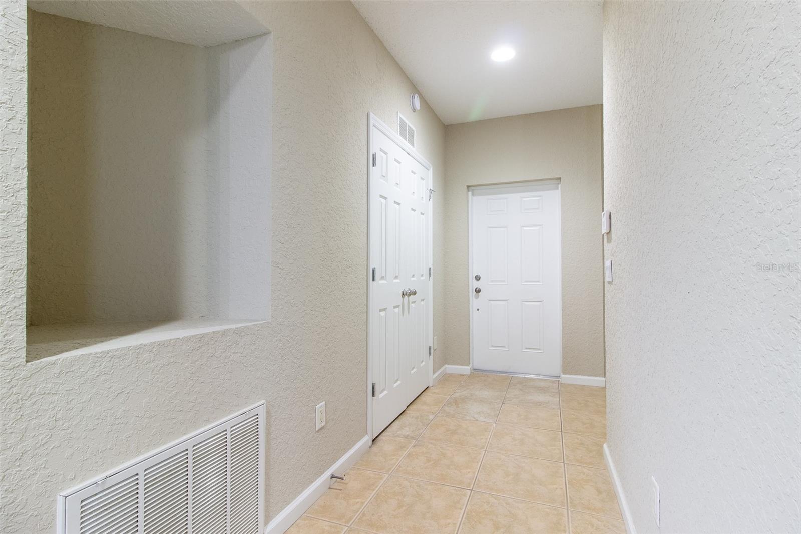 4555 Sw 52nd Cir #101 Property Photo 3