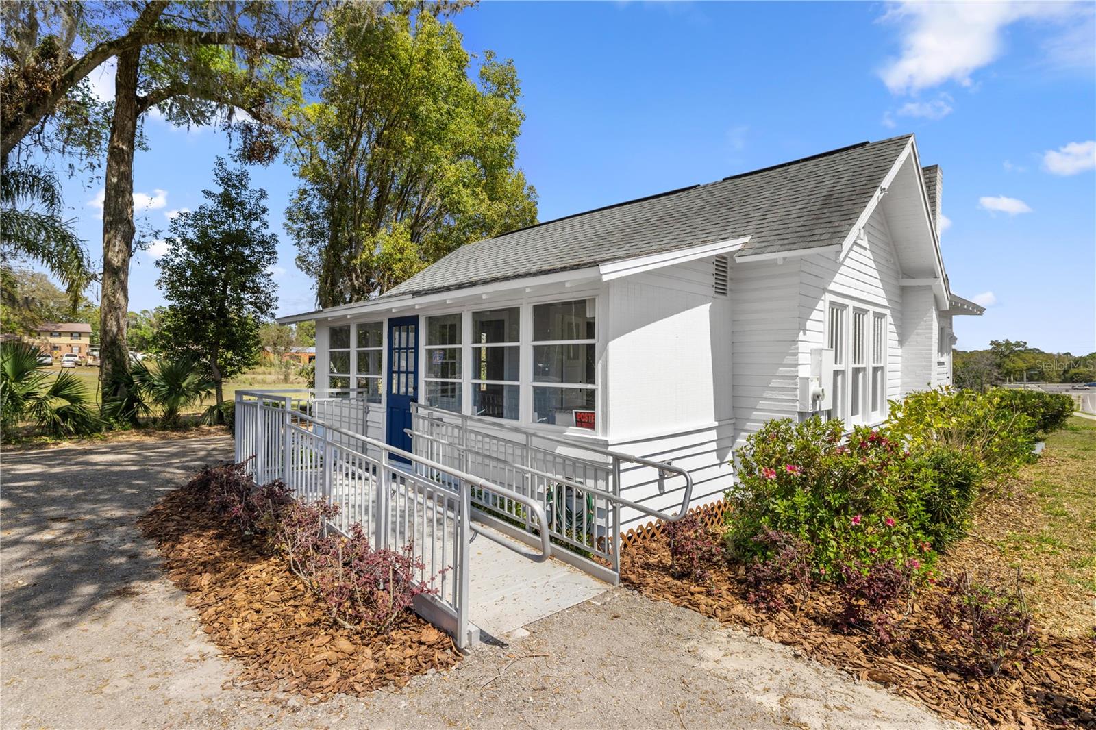 401 N Dixie Ave Property Photo