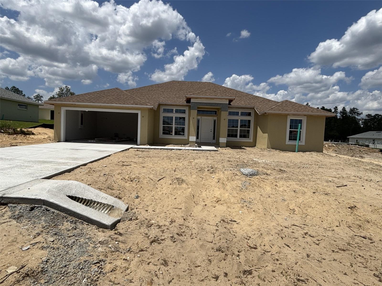 649 W Marguerita Dr Property Photo 1