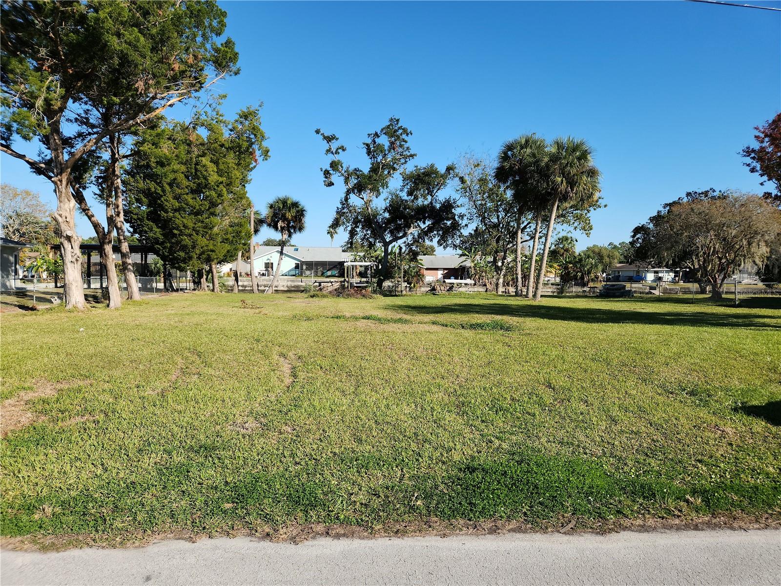 3879 N Seminole Pt Property Photo 2