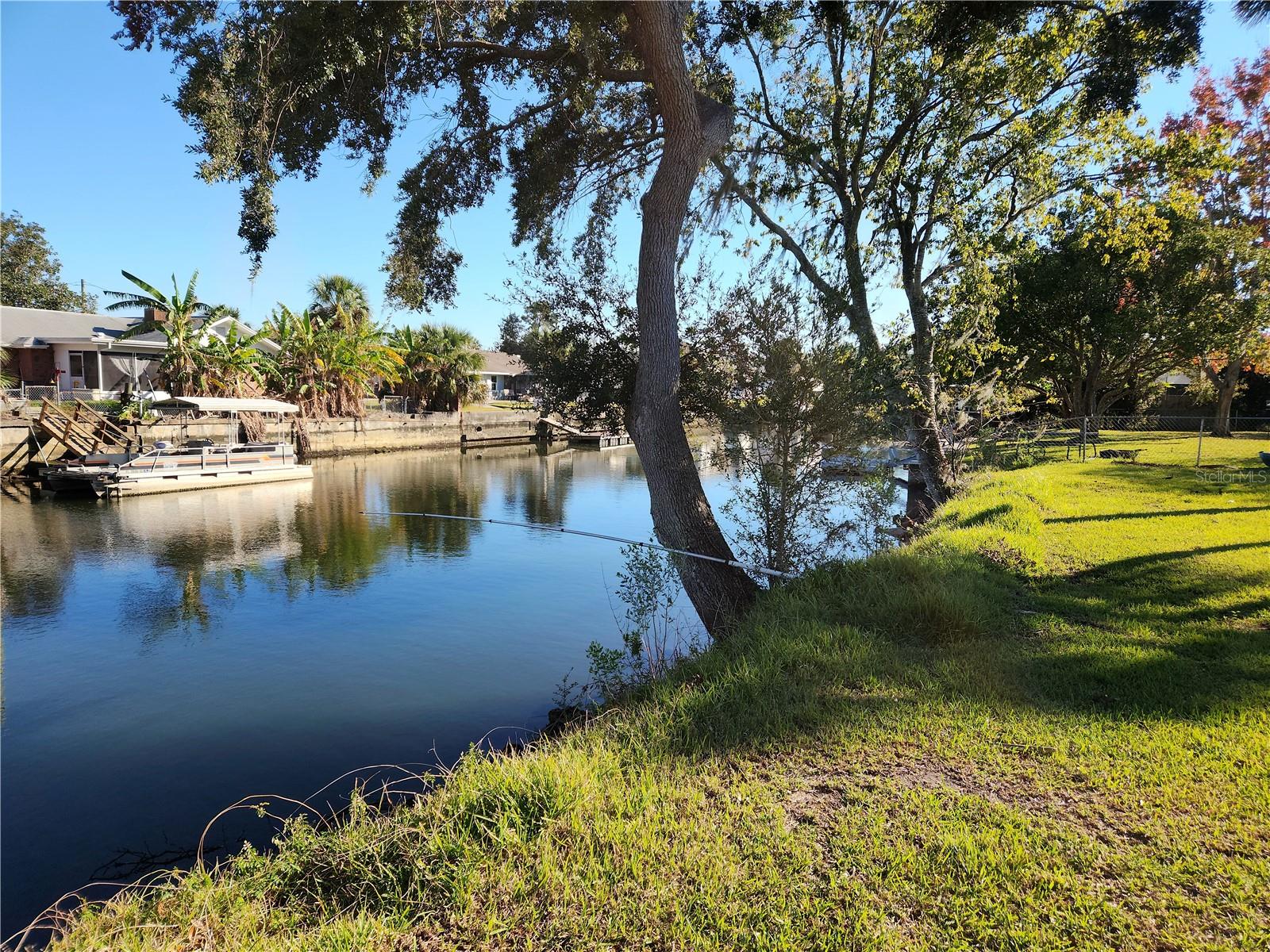3879 N Seminole Pt Property Photo 5