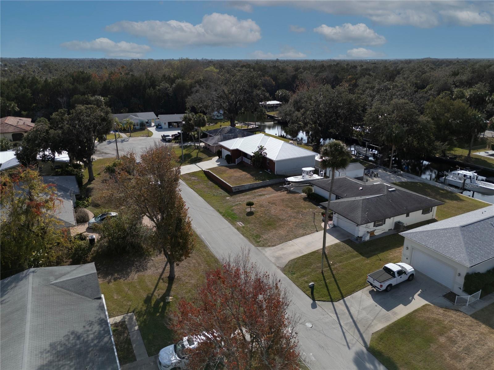 3879 N Seminole Pt Property Photo 6