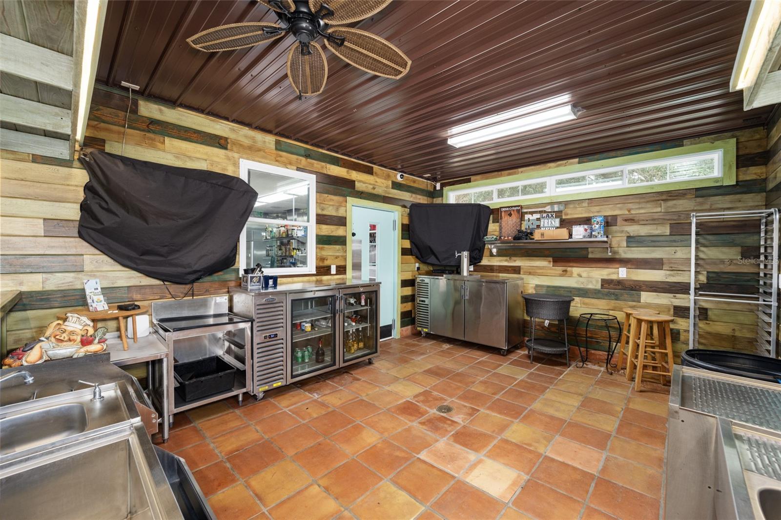 6359 Sw County Road 307 Property Photo 28