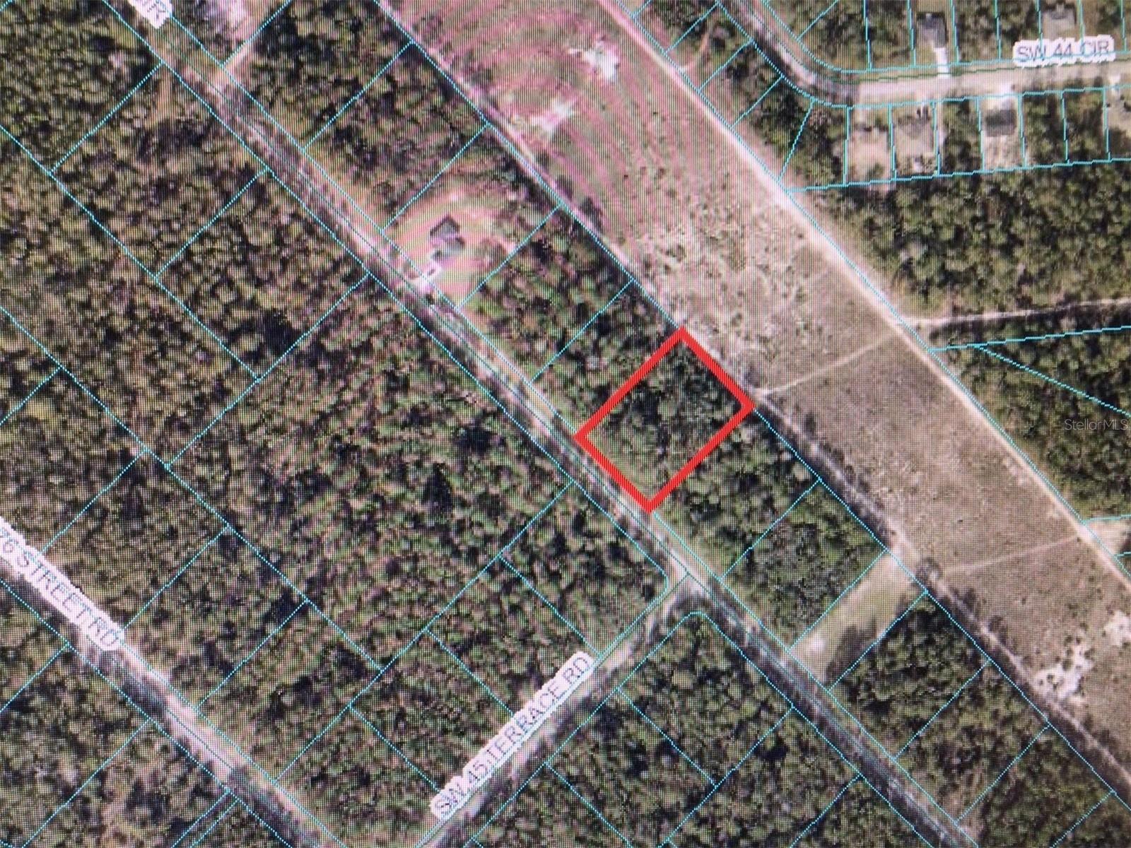 0 Sw 43 Circle Property Photo 2