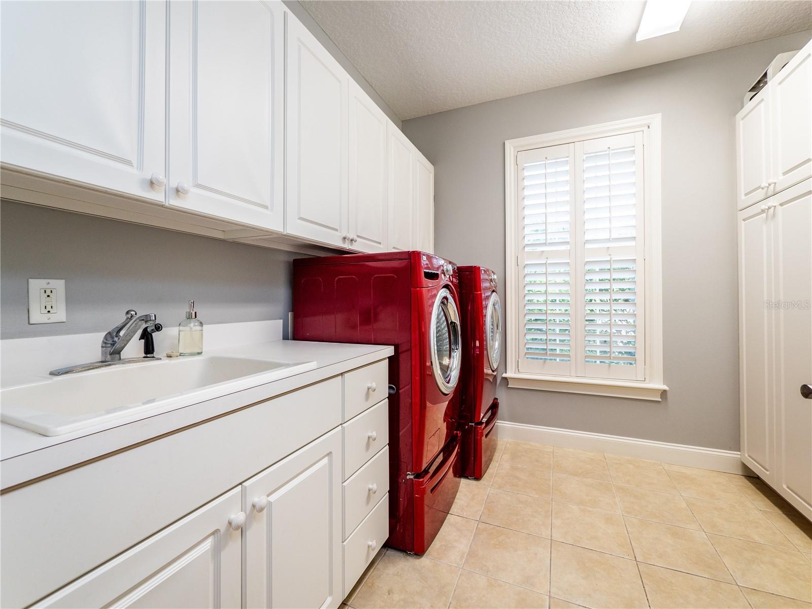 1945 Sw 40th Pl Property Photo 12