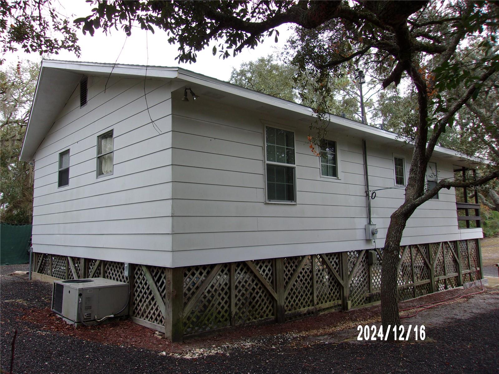17935 Se 10th Pl Property Photo 4
