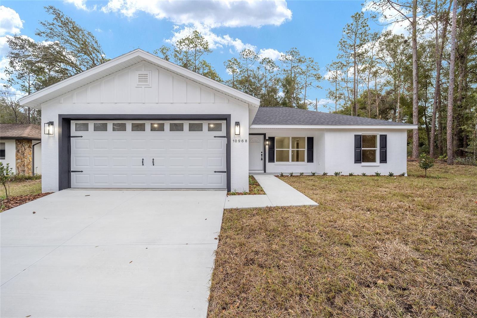 10968 N Airway Loop Property Photo 9