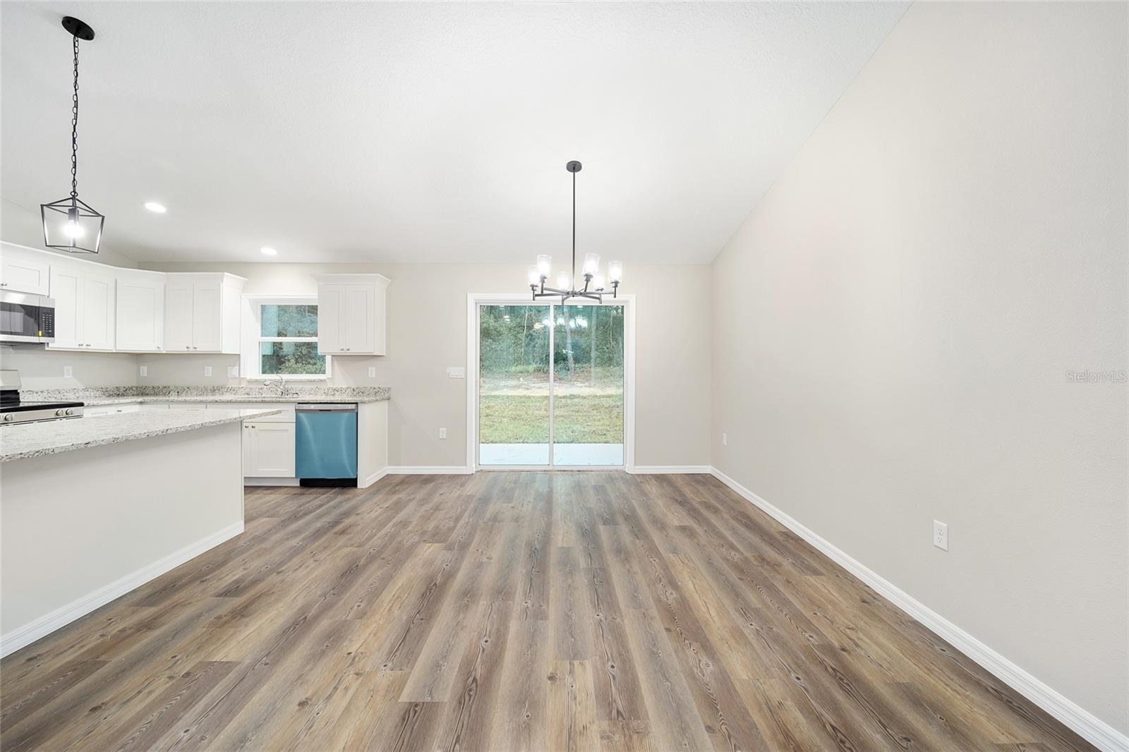 10968 N Airway Loop Property Photo 18