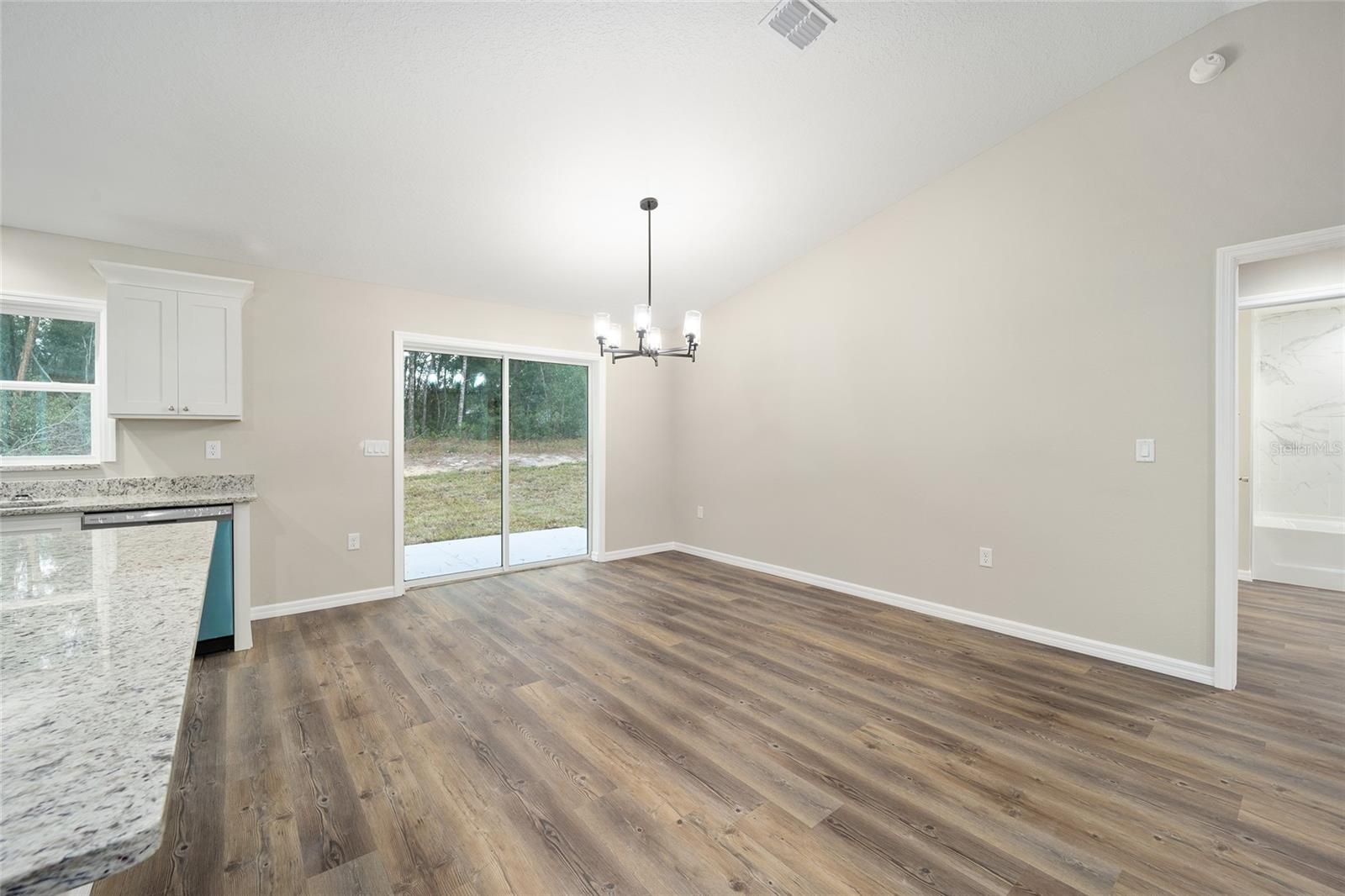 10968 N Airway Loop Property Photo 19