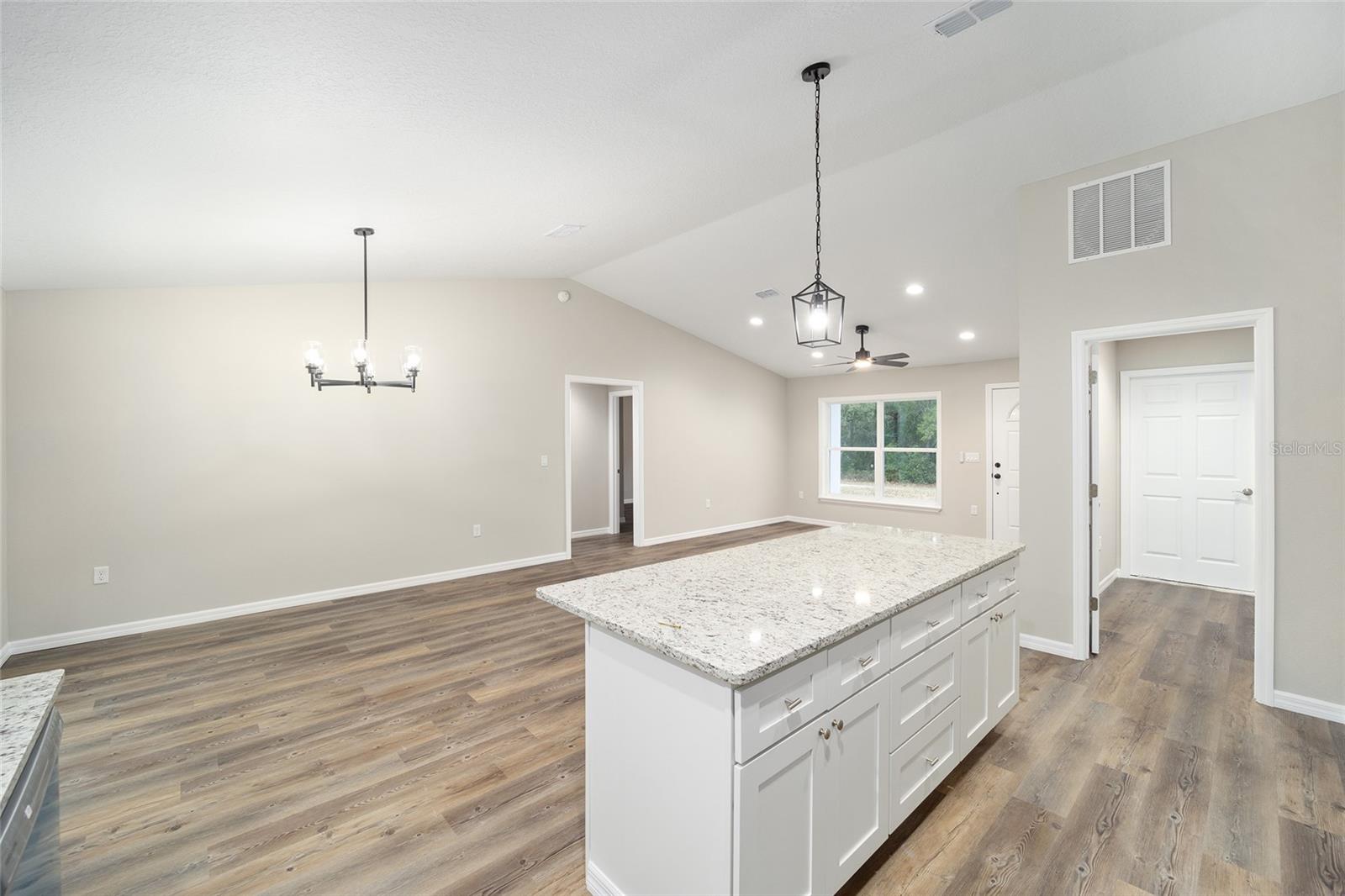 10968 N Airway Loop Property Photo 24