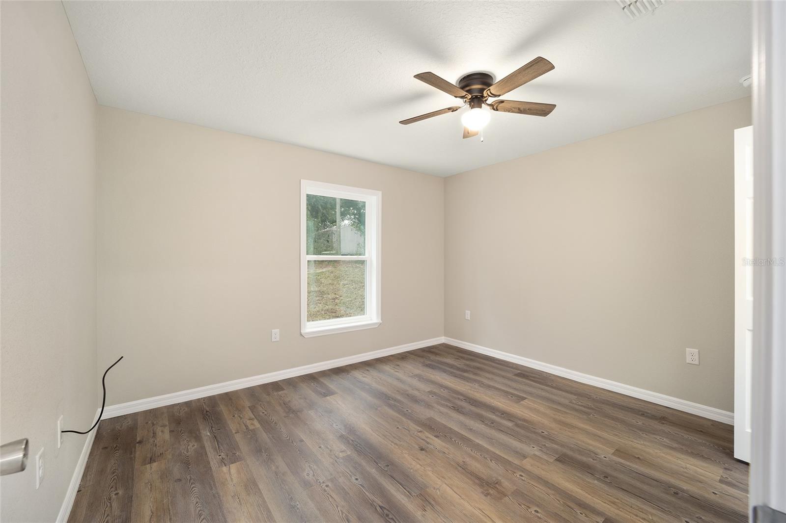10968 N Airway Loop Property Photo 32