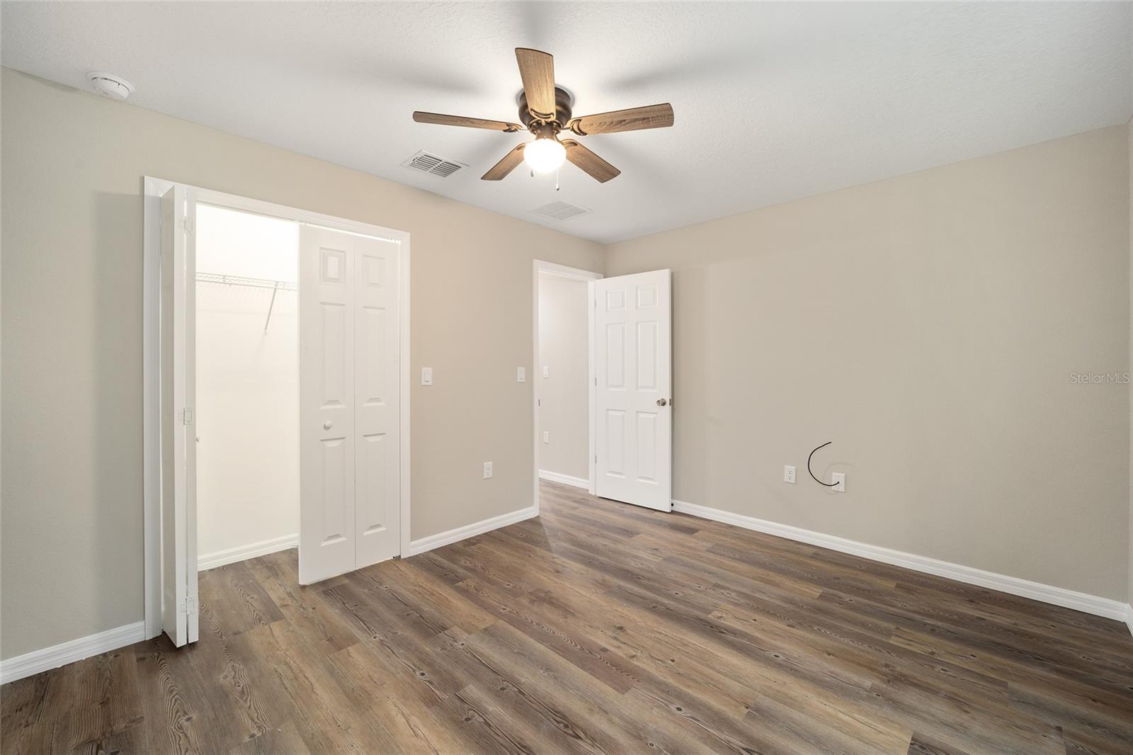 10968 N Airway Loop Property Photo 33