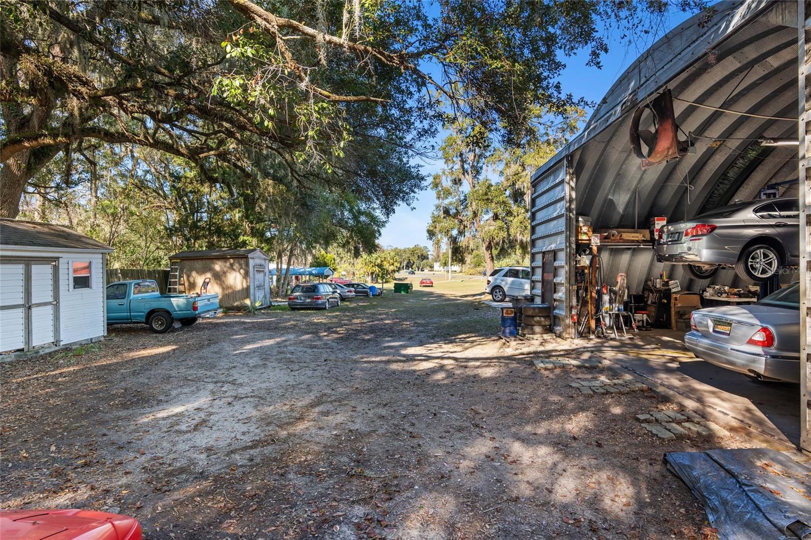 3700 N Us Highway 441 Property Photo 46