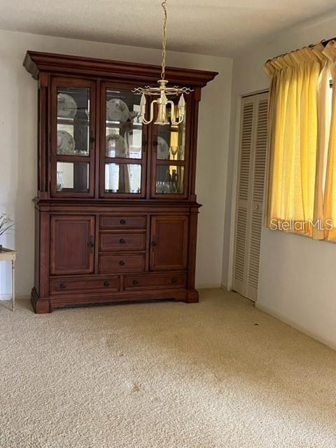 627 Midway Dr #b Property Photo 4