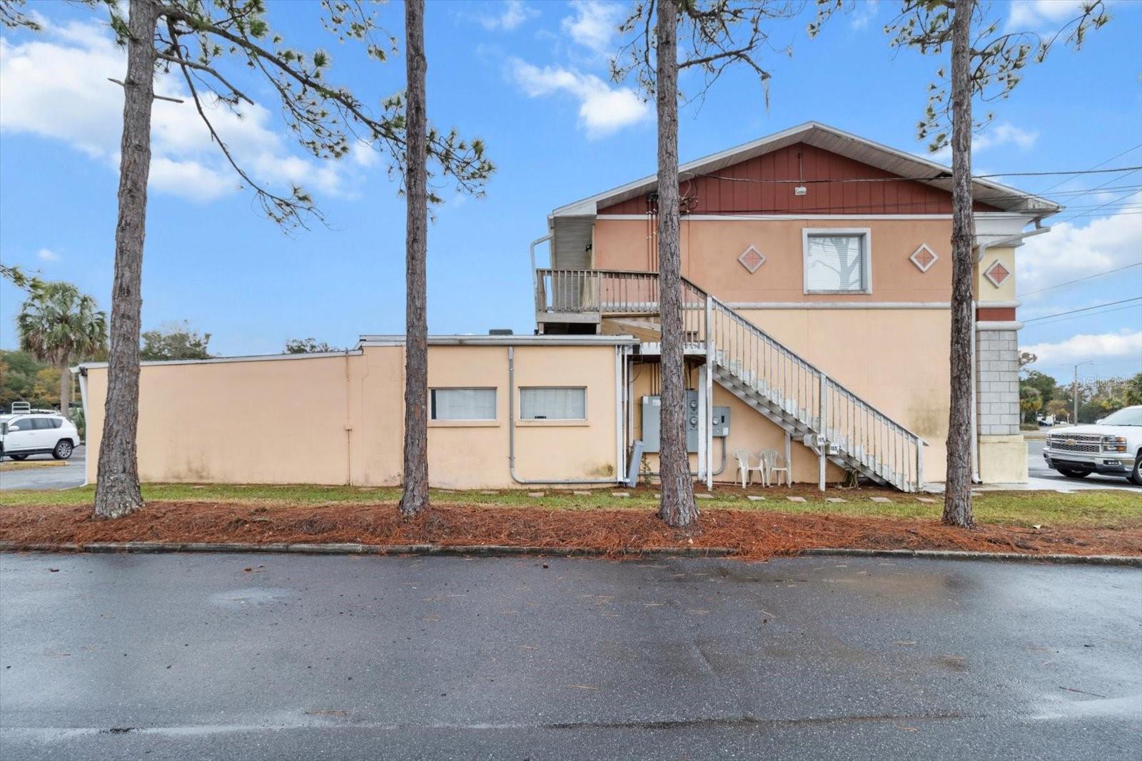 155 Se Us Highway 19 Property Photo 46