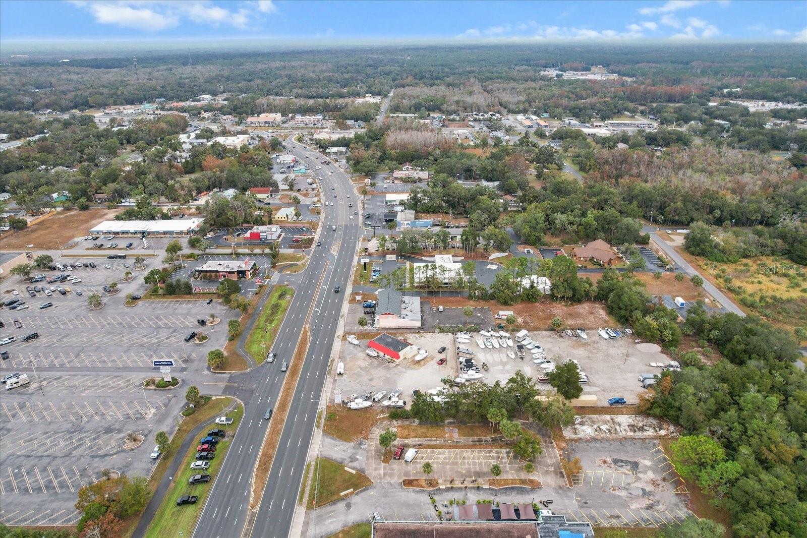 155 Se Us Highway 19 Property Photo 55