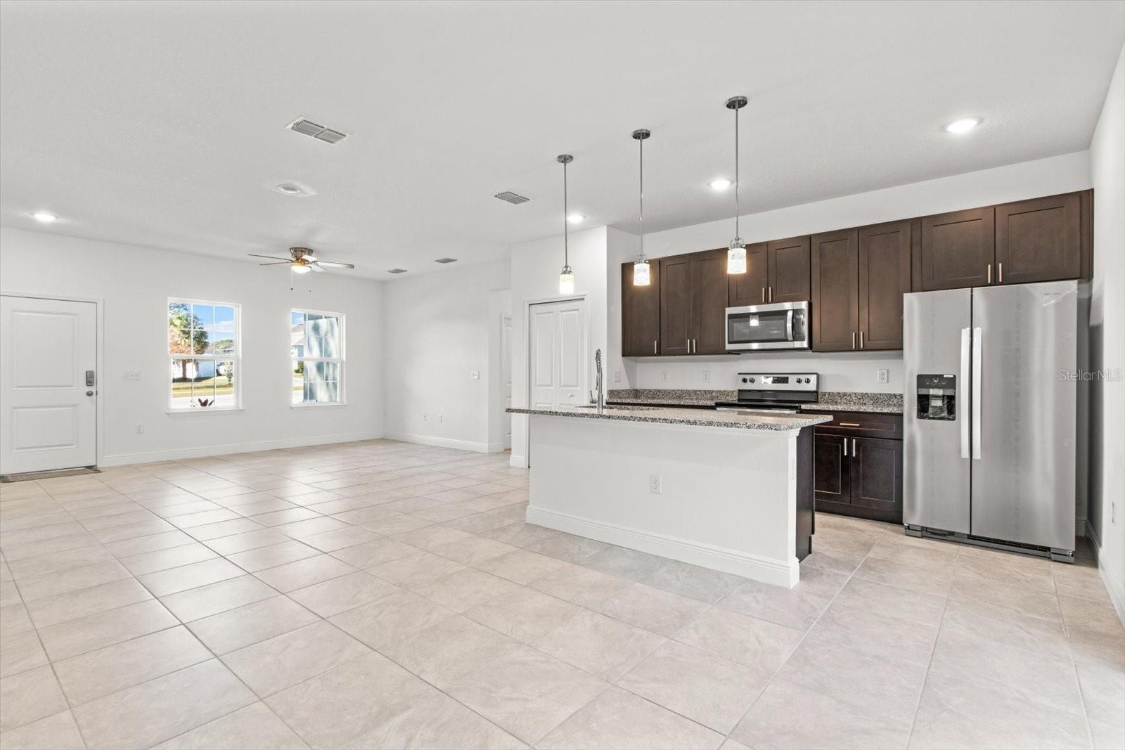 281 Marion Oaks Crse Property Photo 9