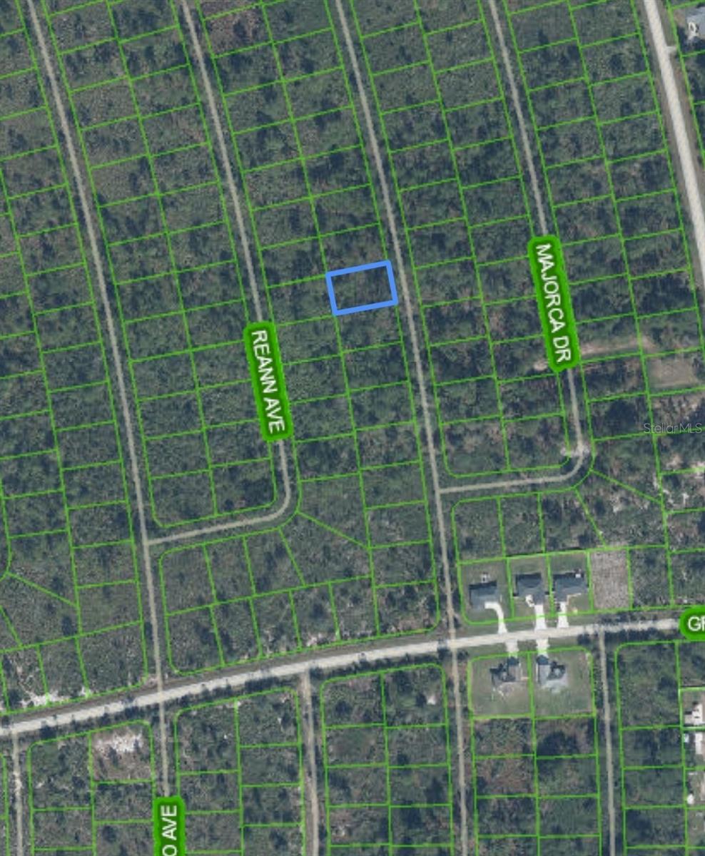 4401 Obispo Ave Property Photo 3