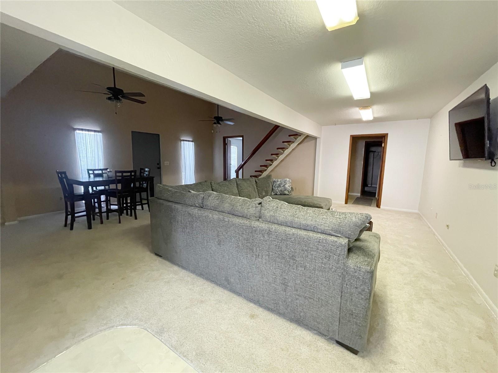 1700 Nw 58th Ln Property Photo 10