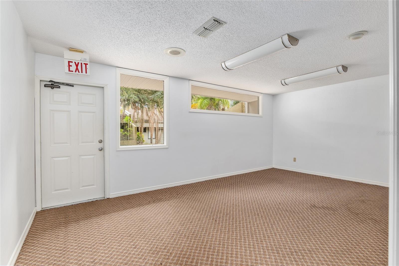2801 Sw College Rd #24 Property Photo 6