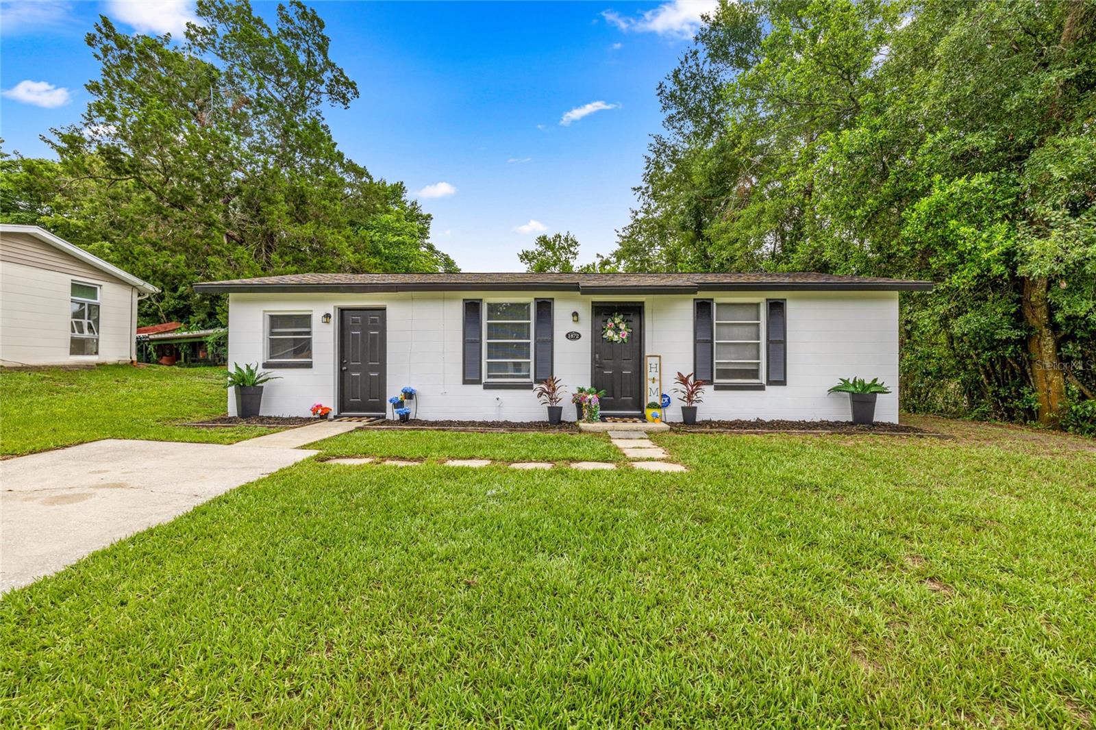 1872 W Freeman Pl Property Photo 1