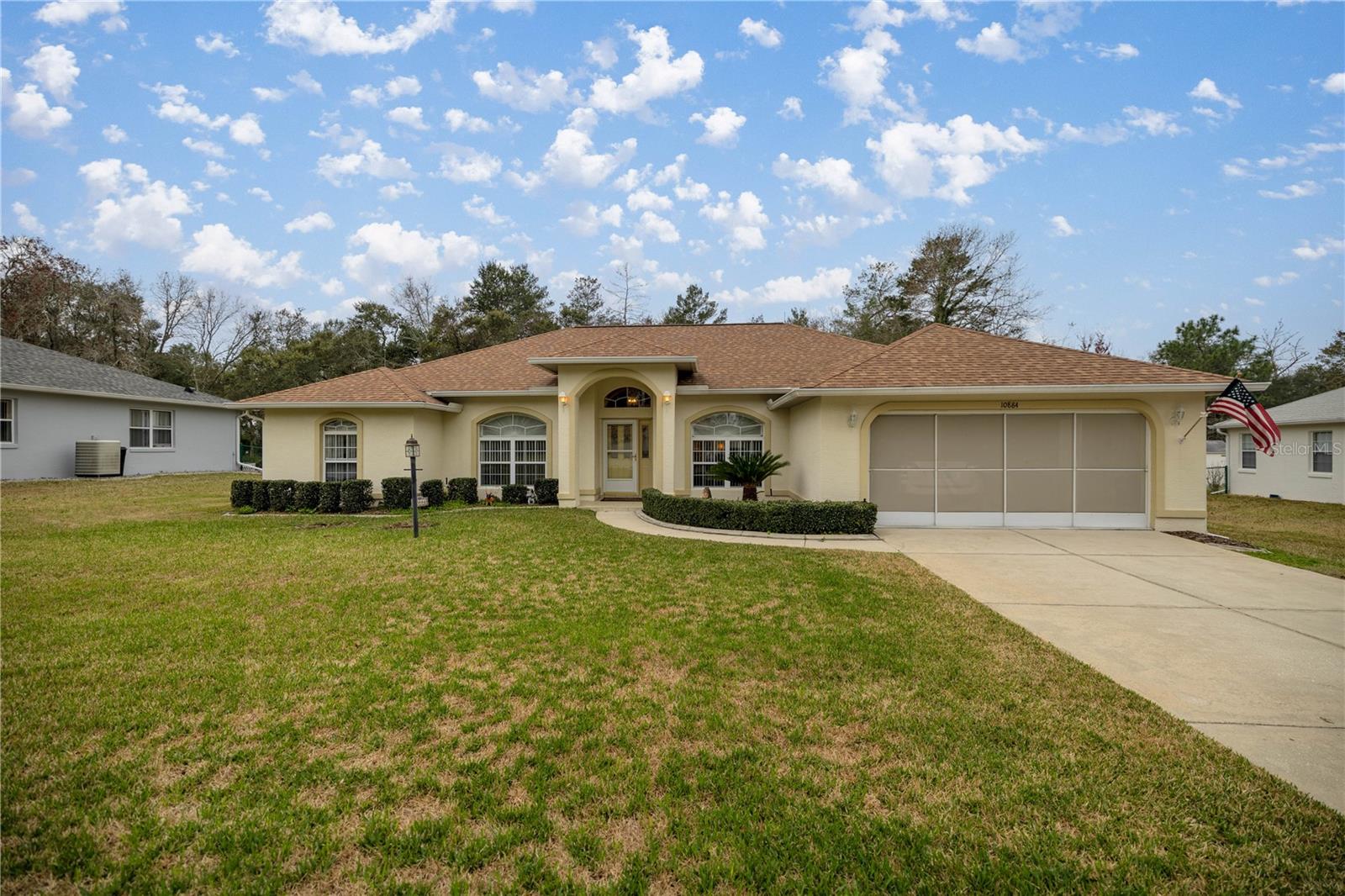 10884 Sw 53rd Cir Property Photo 1
