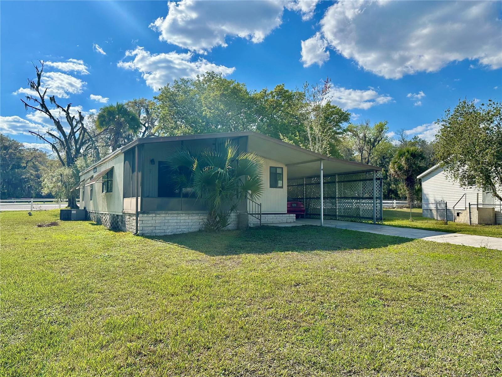 22 Canal Ct Property Photo