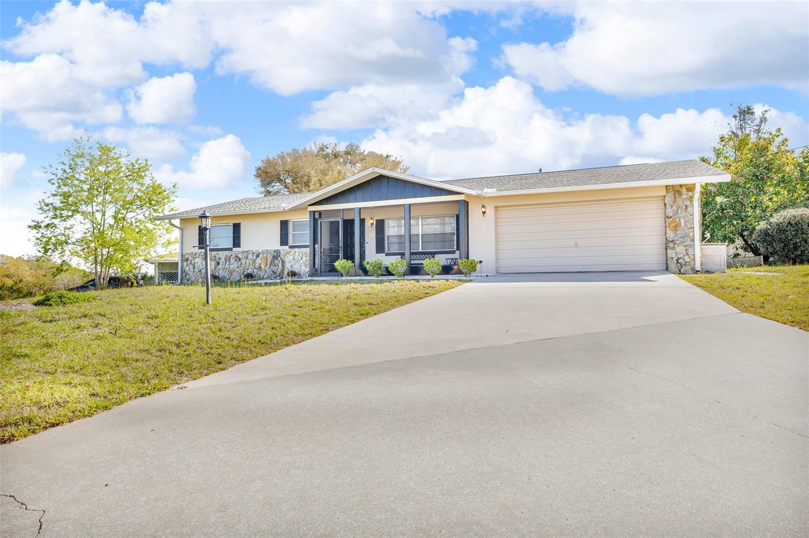 1 Laurenshire St Property Photo