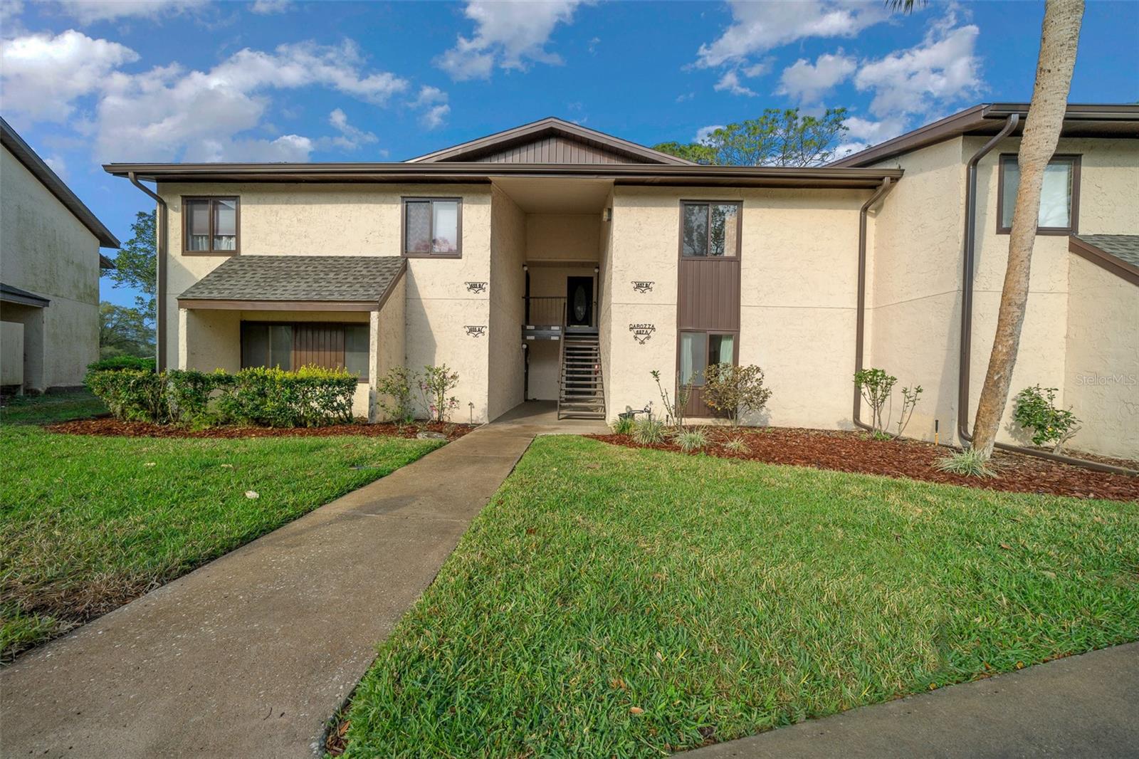 657 Midway Dr #a Property Photo 1