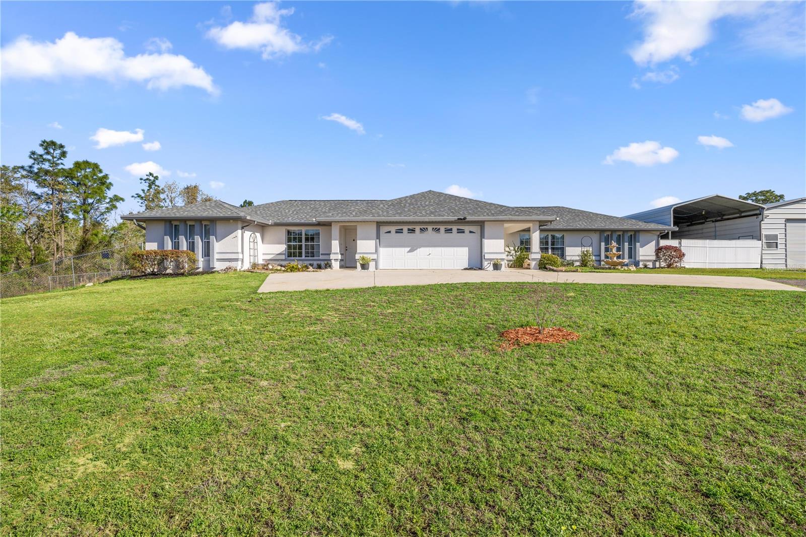 22163 Sw Edgewater Blvd Property Photo